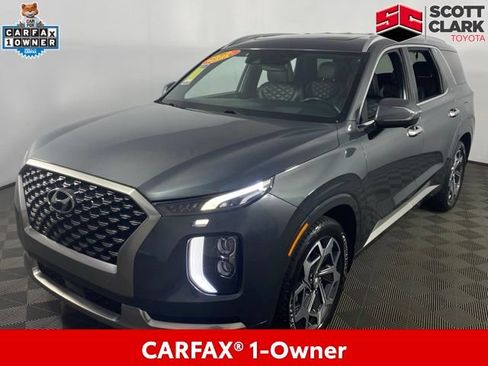 Used 2022 Hyundai Palisade Calligraphy FWD image 2
