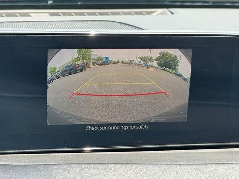 Used 2025 MAZDA MAZDA3 s FWD image 10