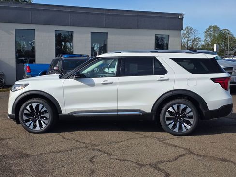 New 2026 Ford Explorer Platinum image 15