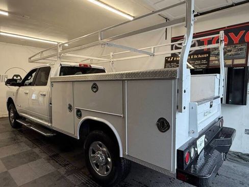 Used 2022 RAM 3500 Big Horn image 2