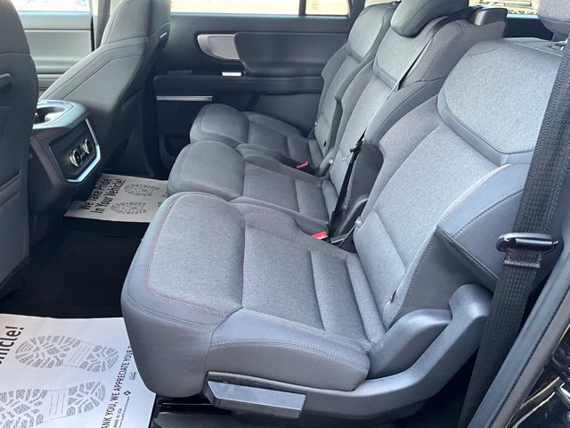 Used 2025 Ford Expedition Max Active RWD image 6