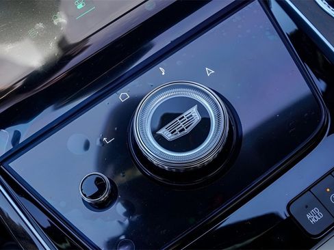 New 2026 Cadillac Escalade Platinum Sport w/ LPO, ONYX Package image 14