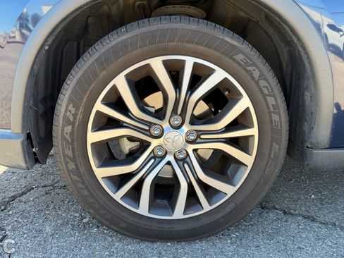 Used 2018 Mitsubishi Outlander SE image 6