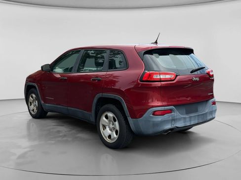 Used 2014 Jeep Cherokee Sport FWD image 3