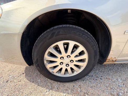 Used 2007 Buick Lucerne CX FWD image 10