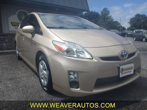 Used 2011 Toyota Prius Two FWD image 1