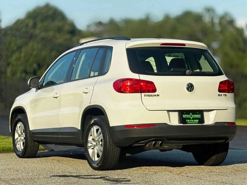 Used 2016 Volkswagen Tiguan S FWD image 8