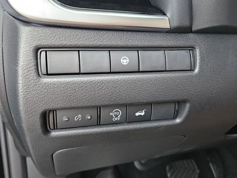 New 2026 Nissan Rogue SV image 27