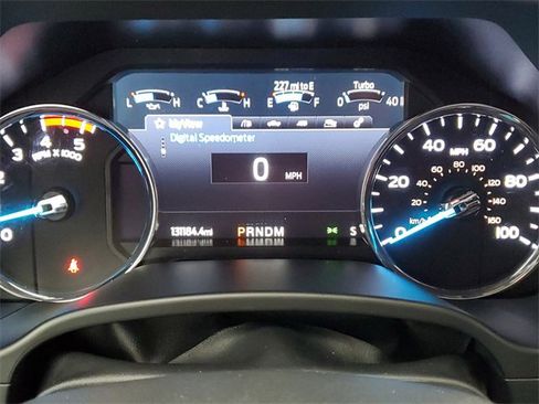 Used 2021 Ford F250 XLT w/ XLT Premium Package image 10