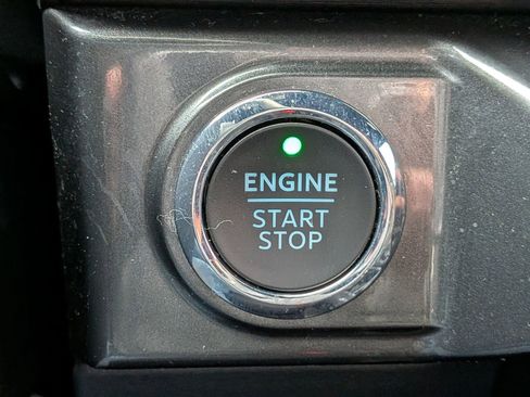 Certified 2023 Ford F150 XLT w/ Equipment Group 302A High image 31