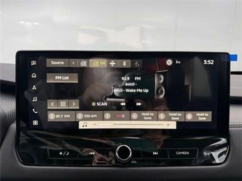 New 2026 Mitsubishi Outlander SE image 17