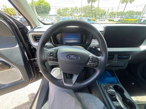Used 2025 Ford Maverick XLT FWD image 7