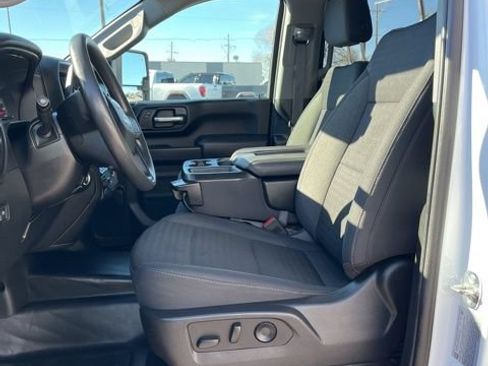 Used 2024 GMC Sierra 3500 Pro w/ 1SA Pro Safety Plus Package AWD/4WD image 25