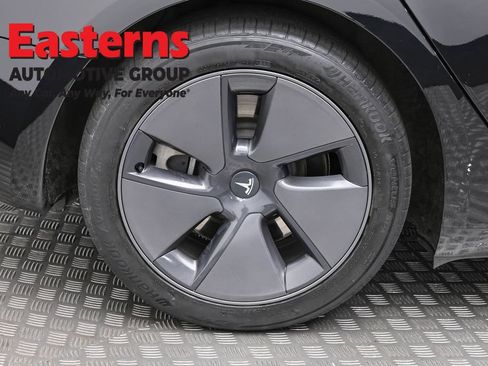 Used 2023 Tesla Model 3 Standard Range RWD image 24