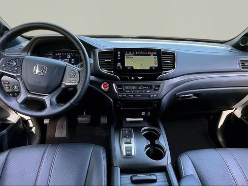 Used 2023 Honda Passport TrailSport image 8