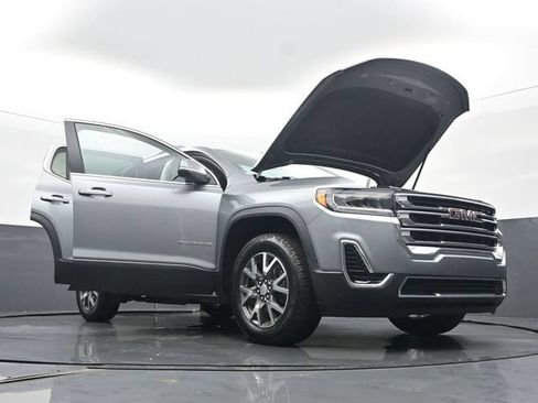 Used 2023 GMC Acadia SLE w/ Driver Convenience Package FWD image 58