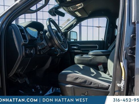 Used 2024 RAM 2500 Big Horn AWD/4WD image 3