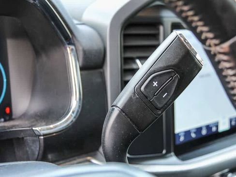 Used 2022 Ford F150 Lariat w/ Equipment Group 501A Mid image 19