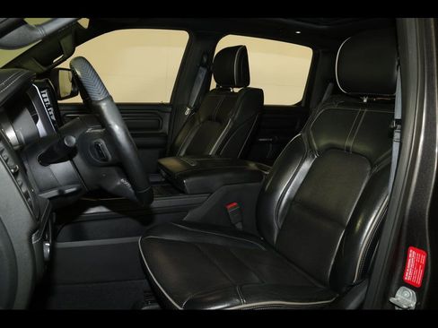 Used 2019 RAM 1500 Limited image 2