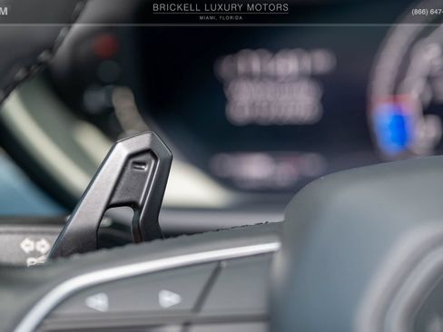 Used 2019 Lamborghini Urus AWD/4WD image 36