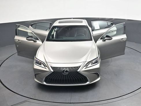 Used 2019 Lexus ES 350 w/ Premium Package FWD image 40