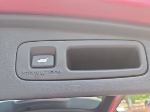 Used 2025 Honda CR-V EX-L image 13