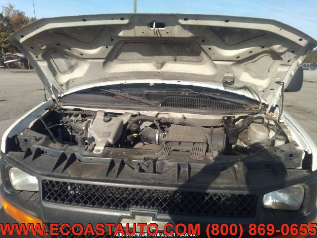 Used 2011 Chevrolet Express 1500 RWD image 6