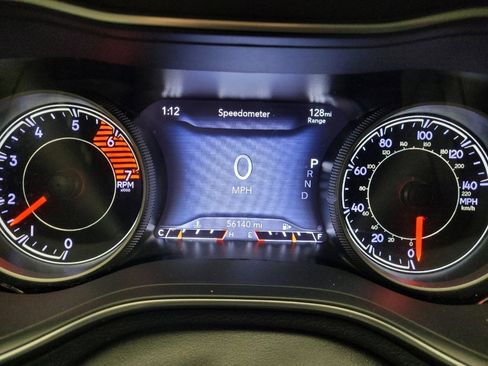 Used 2020 Jeep Cherokee Limited w/ Luxury Group image 23