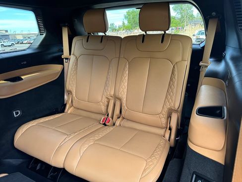 Used 2023 Jeep Grand Cherokee L Summit AWD/4WD image 28