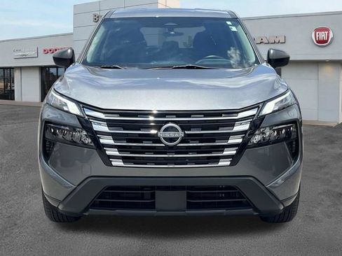 Used 2024 Nissan Rogue S FWD image 2