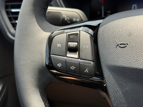 Certified 2023 Ford Escape Active AWD/4WD image 19