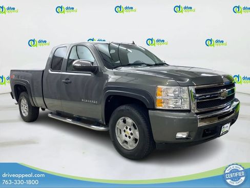 Used 2011 Chevrolet Silverado 1500 LT w/ All-Star Edition AWD/4WD image 3