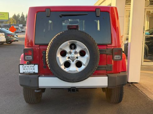 Used 2014 Jeep Wrangler Sahara w/ Dual Top Group AWD/4WD image 4