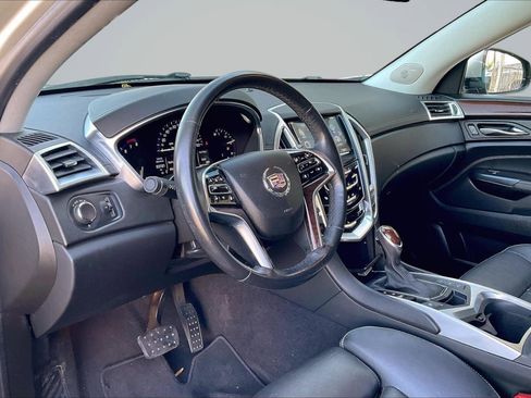 Used 2014 Cadillac SRX Luxury w/ Driver Awareness Package image 14