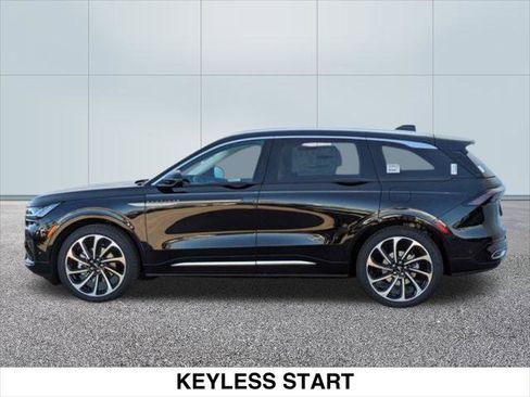 New 2024 Lincoln Nautilus Black Label image 3