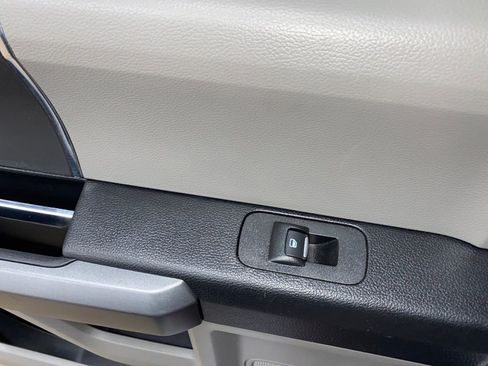 Used 2017 Ford F150 XLT w/ Equipment Group 302A Luxury image 27