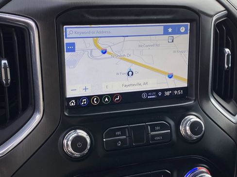 Used 2021 GMC Sierra 1500 AT4 w/ AT4 Premium Package image 16