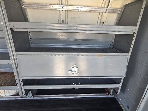 Used 2014 GMC Savana 3500 RWD image 24