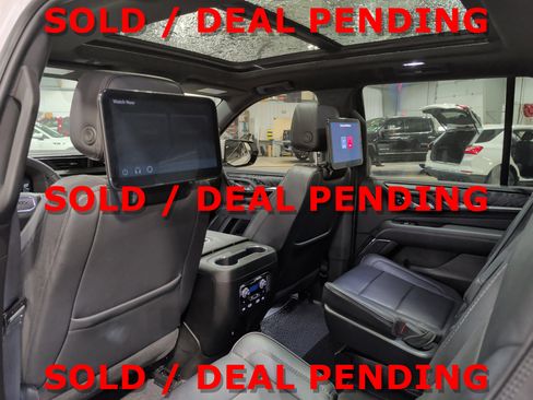 Used 2023 GMC Yukon Denali w/ Max Trailering Package image 10