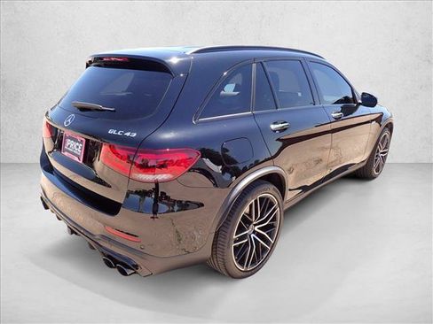 Used 2022 Mercedes-Benz GLC 43 AMG 4MATIC image 4