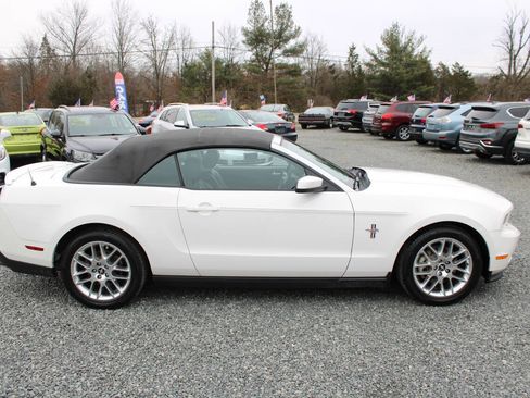 Used 2012 Ford Mustang Premium image 14
