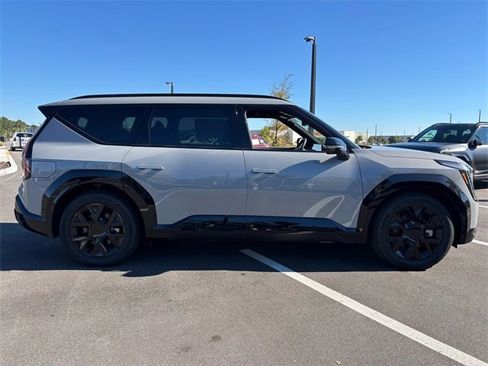 New 2026 Kia EV9 Land w/ Nightfall Edition Package image 13