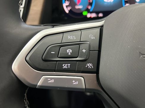 New 2026 Volkswagen Atlas SE FWD image 15