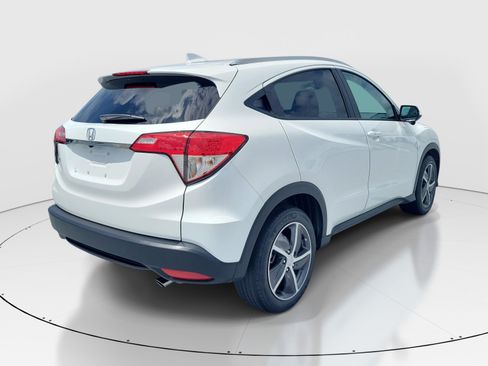 Used 2022 Honda HR-V EX image 6