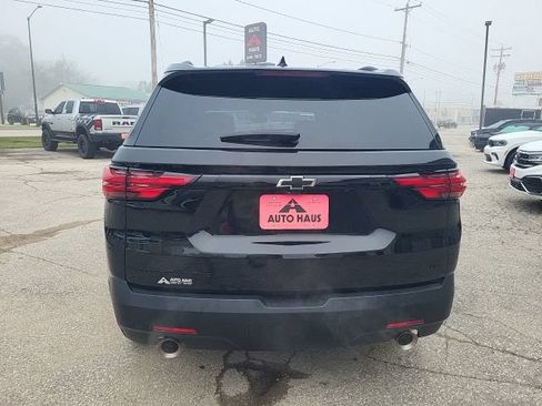 Used 2023 Chevrolet Traverse LT w/ Rear Camera Mirror Package AWD/4WD image 23