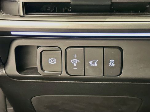 Used 2025 Hyundai Santa Fe Calligraphy AWD/4WD image 17