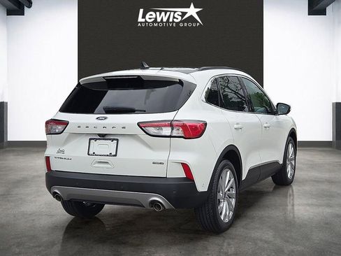 Used 2021 Ford Escape Titanium w/ Titanium Elite Package AWD/4WD image 4