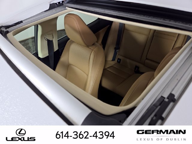 Used 2016 Lexus IS 300 AWD w/ Navigation System Package image 34