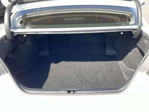Used 2024 Toyota Camry SE FWD image 11