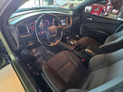 Used 2019 Dodge Charger SXT w/ Plus Group image 29